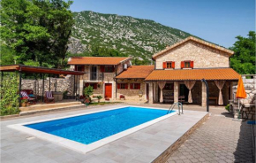 Villa Castra